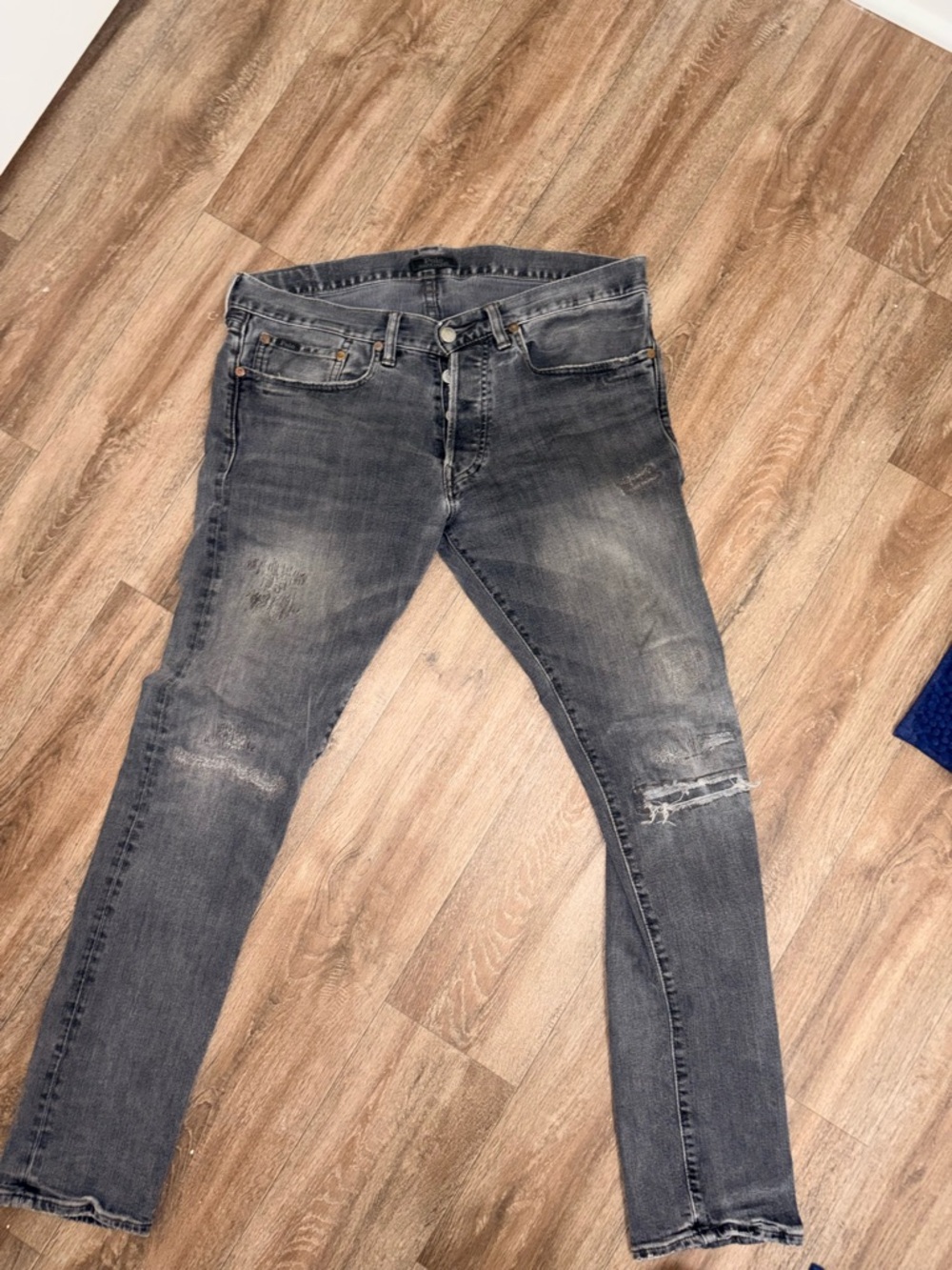 Men's Distressed Polo Ralph Lauren skinny jeans